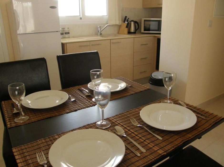 Kronos Holiday Apartments Paralimni Room photo