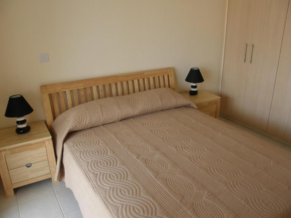 Kronos Holiday Apartments Paralimni Room photo